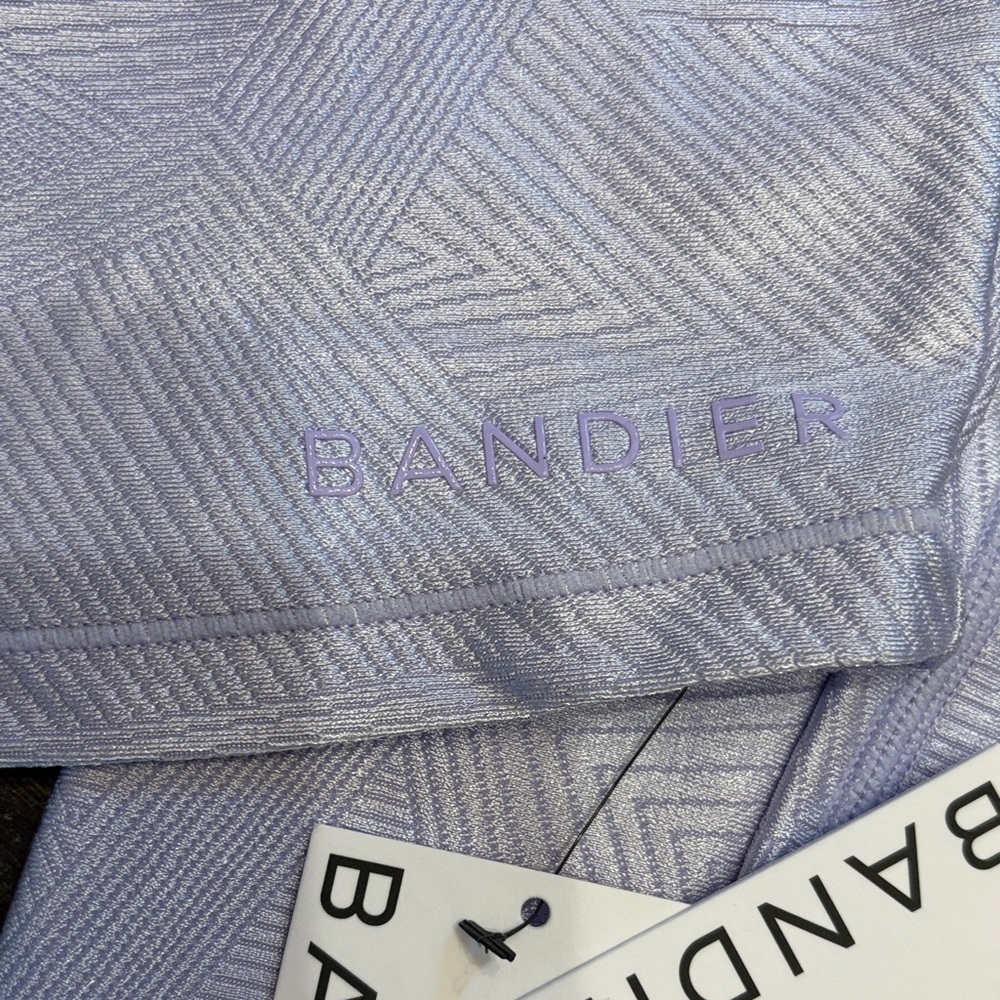 Bandier NWT Size Small Set in Lilac Geo Seamless Sports Bra and Leggings - Picture 2 of 10